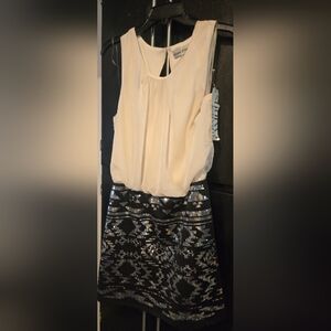 Womens NWT short mini vsize XL dress with sequins